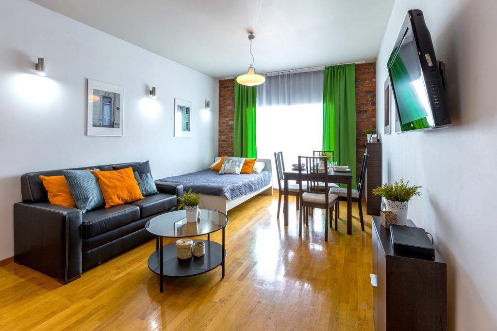 Friendhouse Apartments Angel City Kraków Exteriör bild